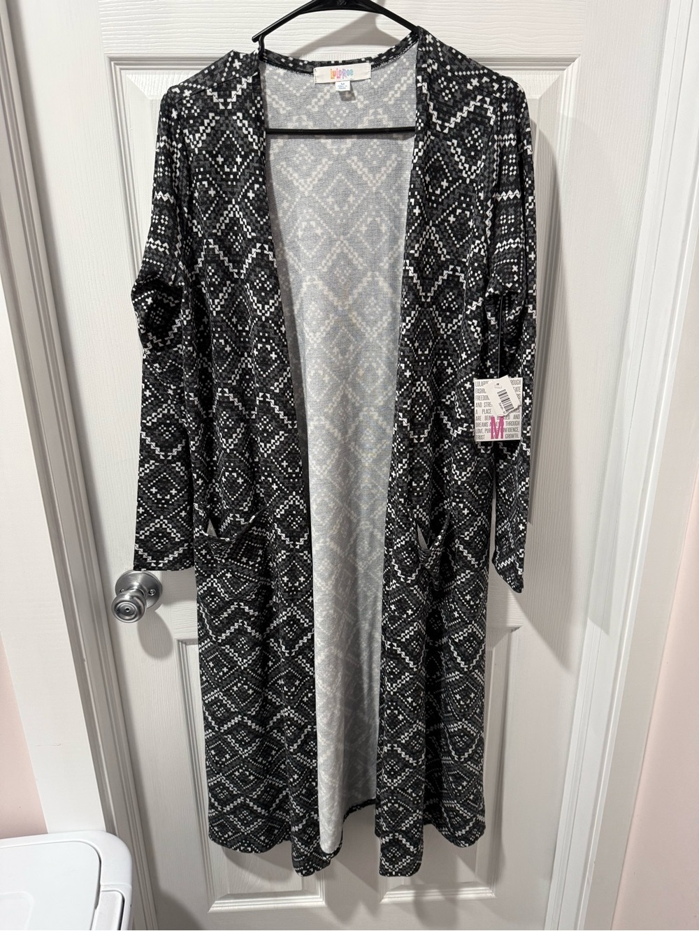 LuLaRoe Black & White Geometric Open-Front Duster Cardigan